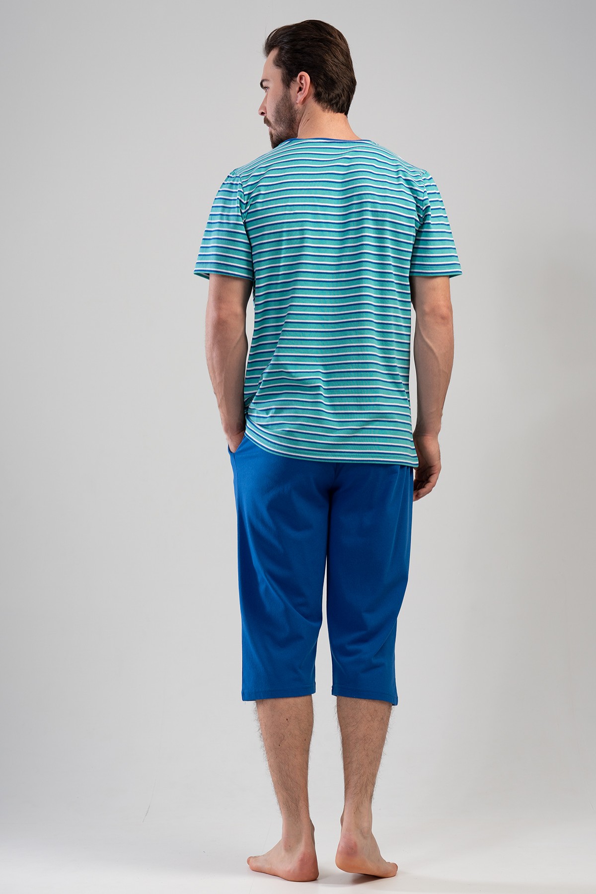 Man Sax V Neck Capri Set Man Sax V Neck Capri Set