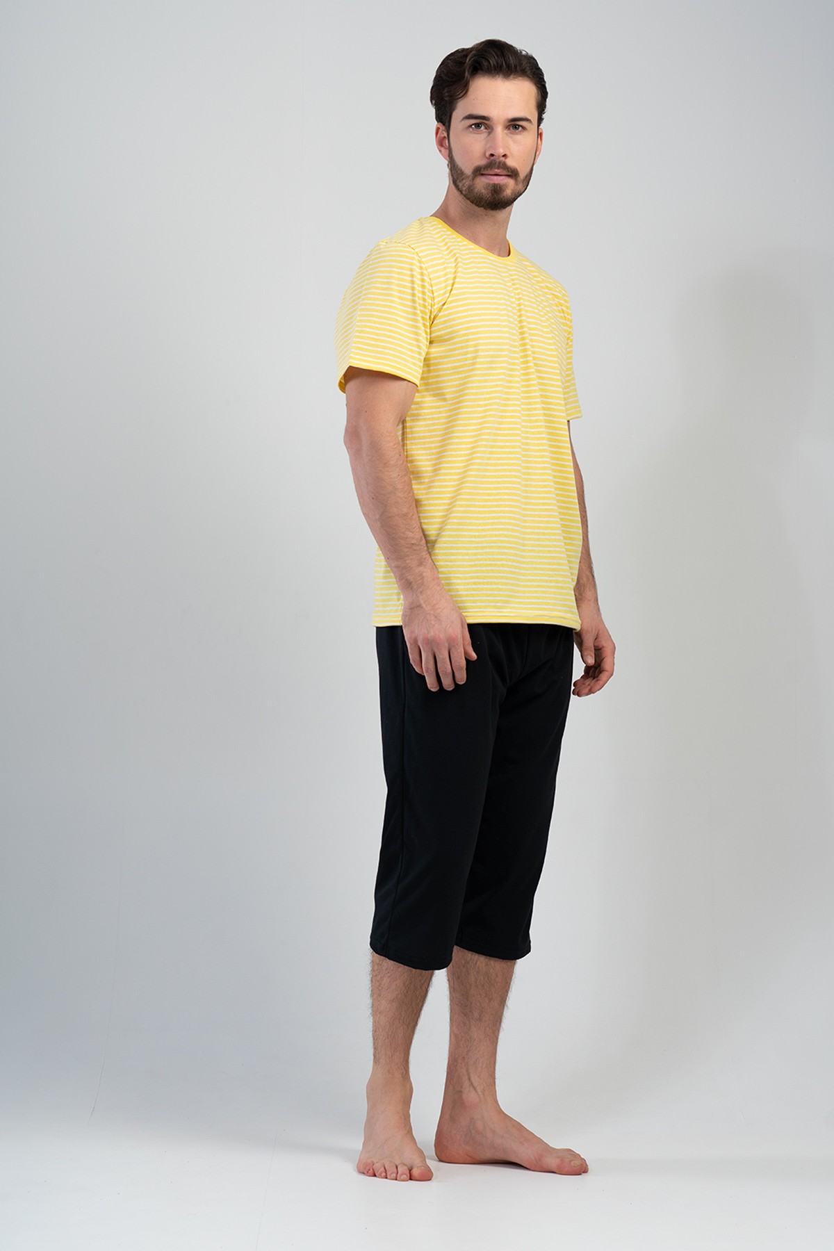 Man Yellow Capri Set Man Yellow Capri Set