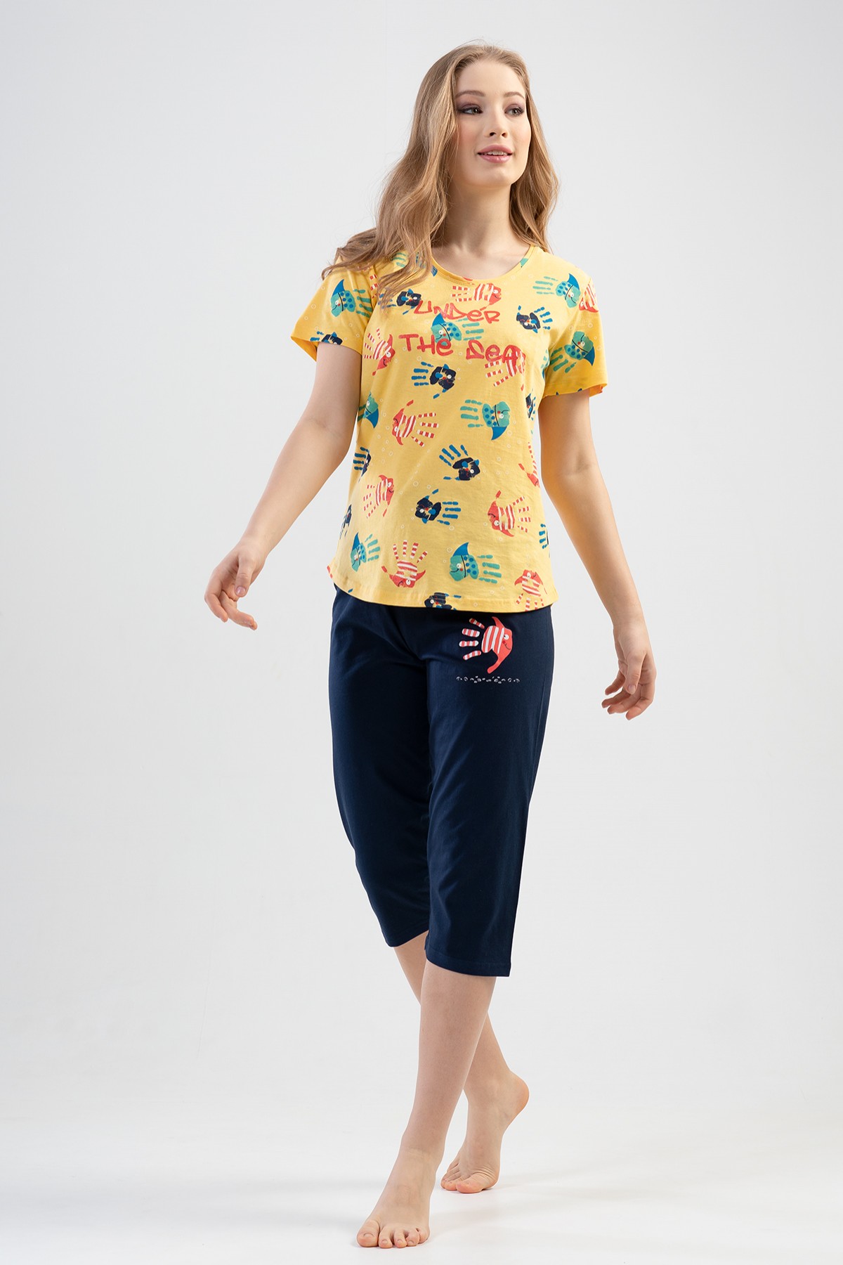 Woman Handcraft Capri Set Woman Handcraft Capri Set