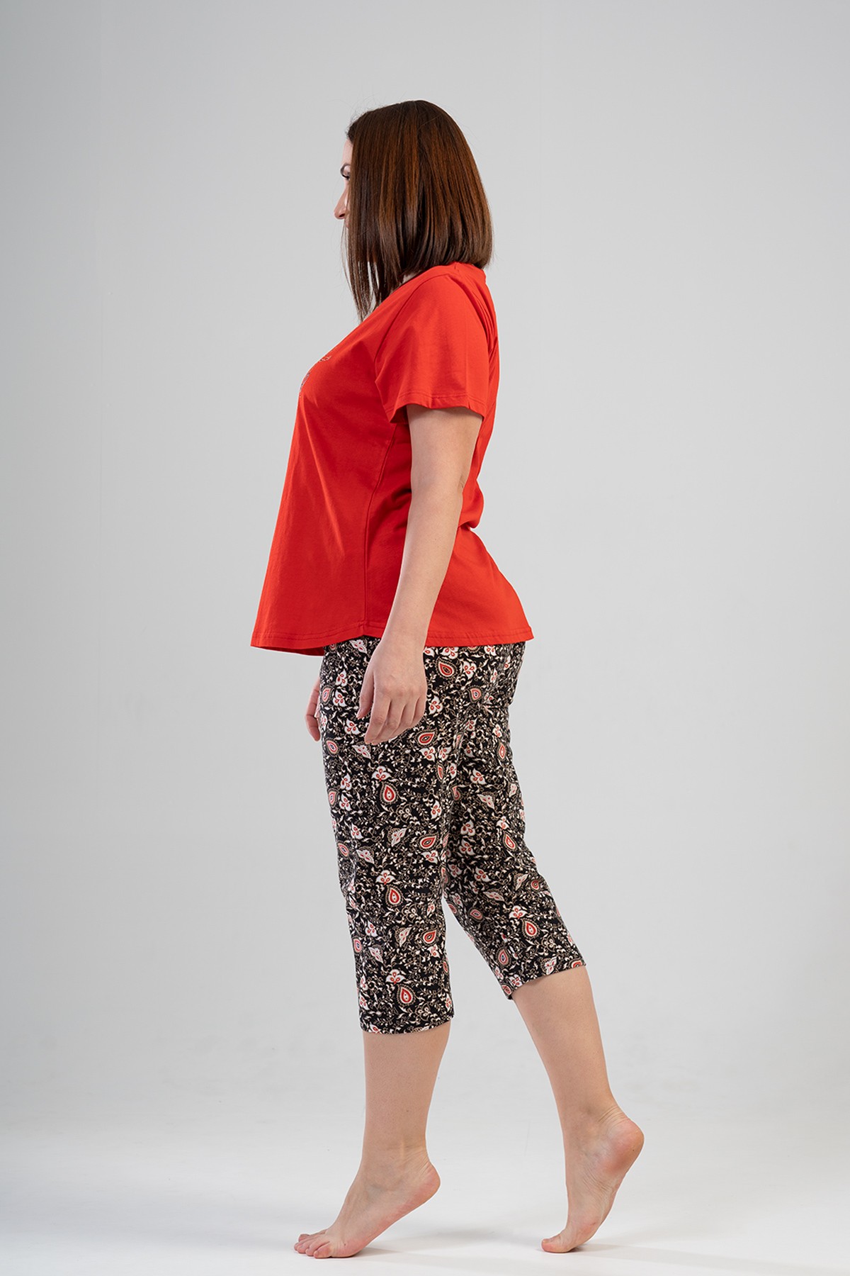 Woman Big Size Foly Capri Set Woman Big Size Foly Capri Set