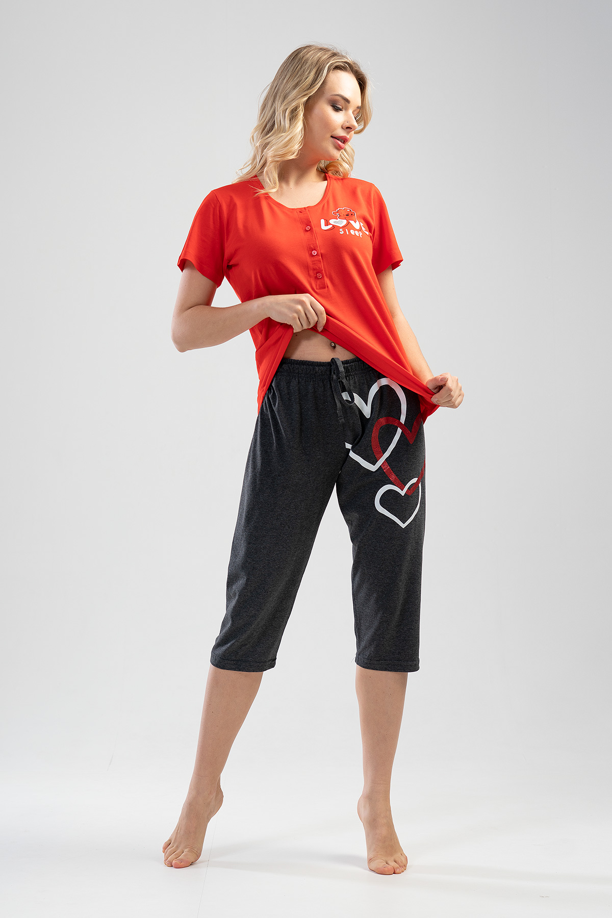 Woman Supreme Loven Buttoned Capri Set Woman Supreme Loven Buttoned Capri Set