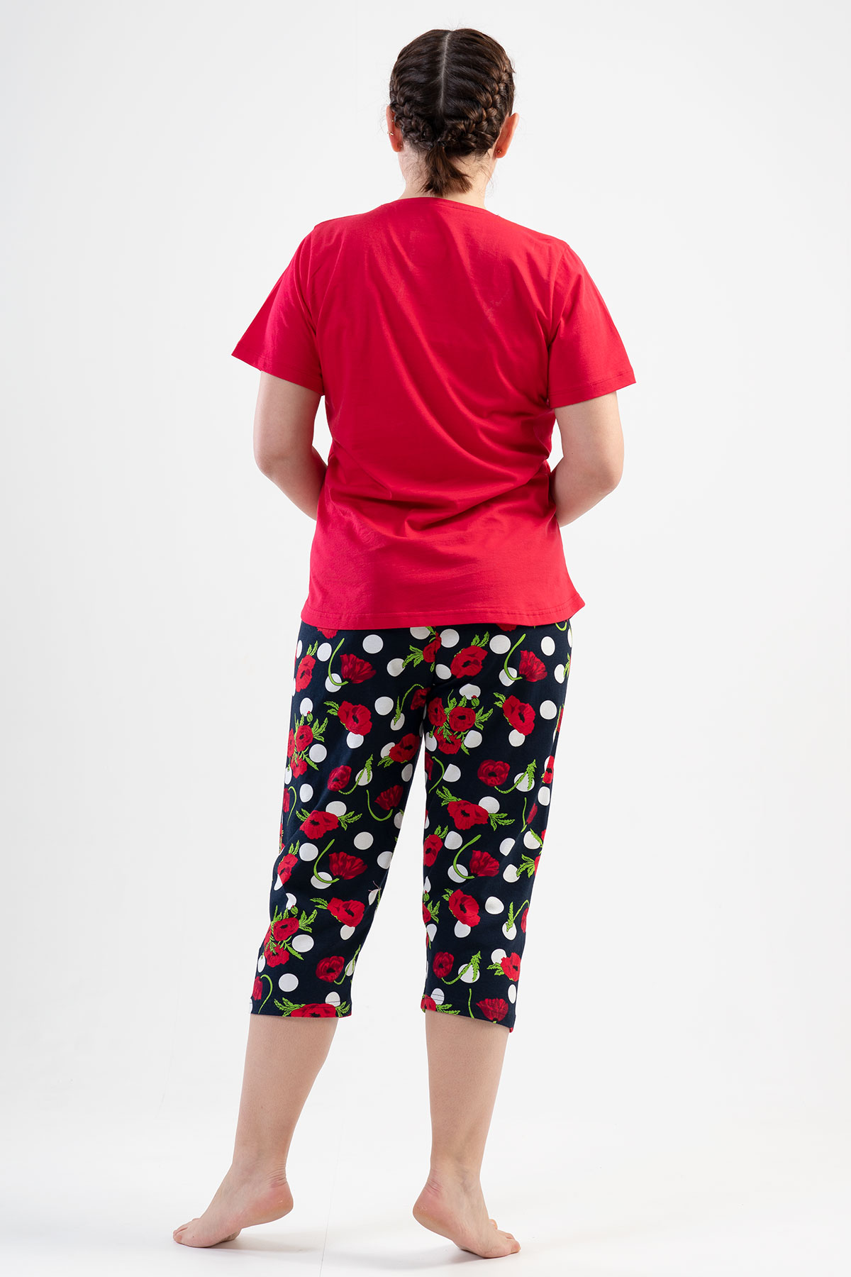 Woman Big Size Rose Capri Set Woman Big Size Rose Capri Set