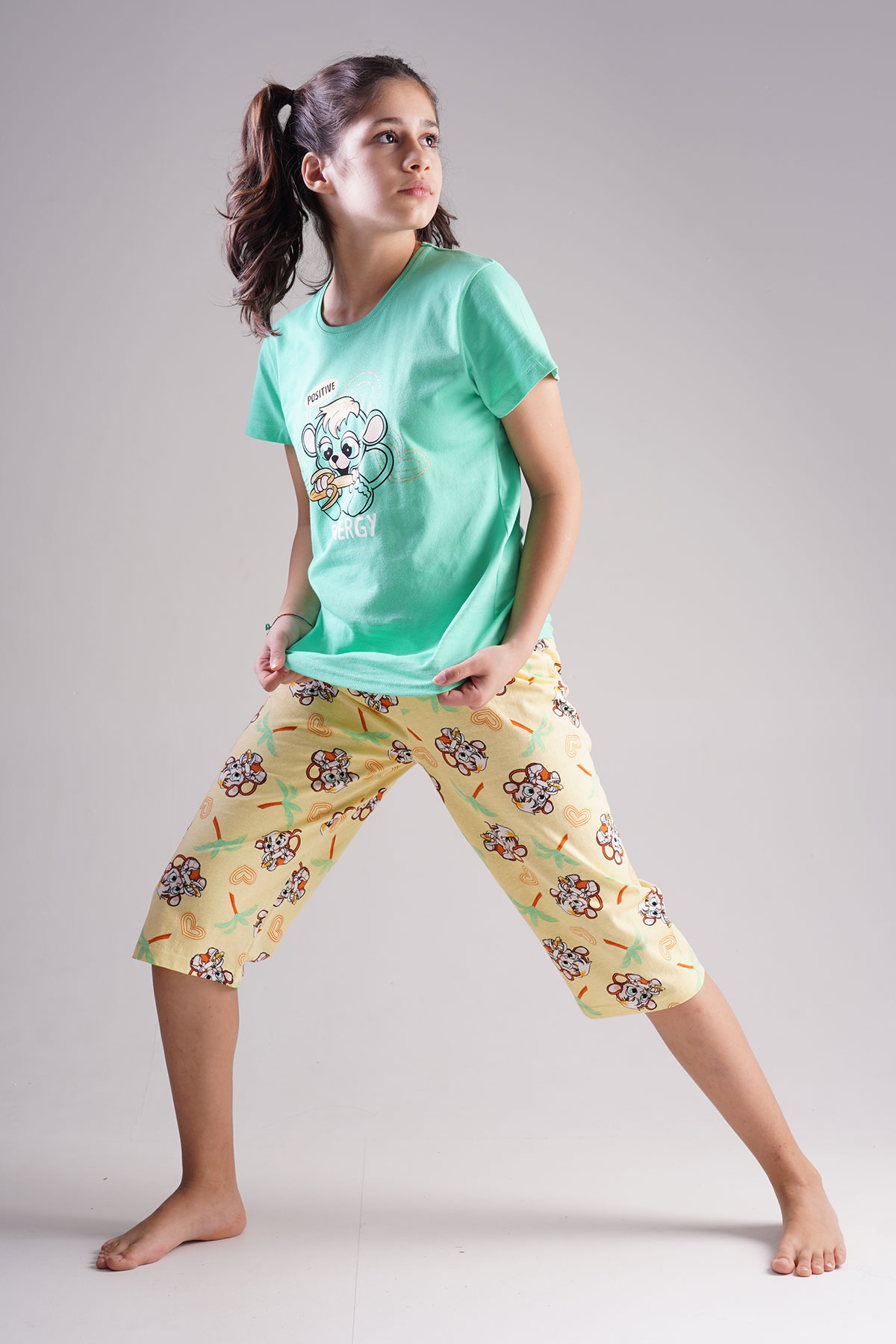 Kids' Girl Energy Capri Set Kids' Girl Energy Capri Set