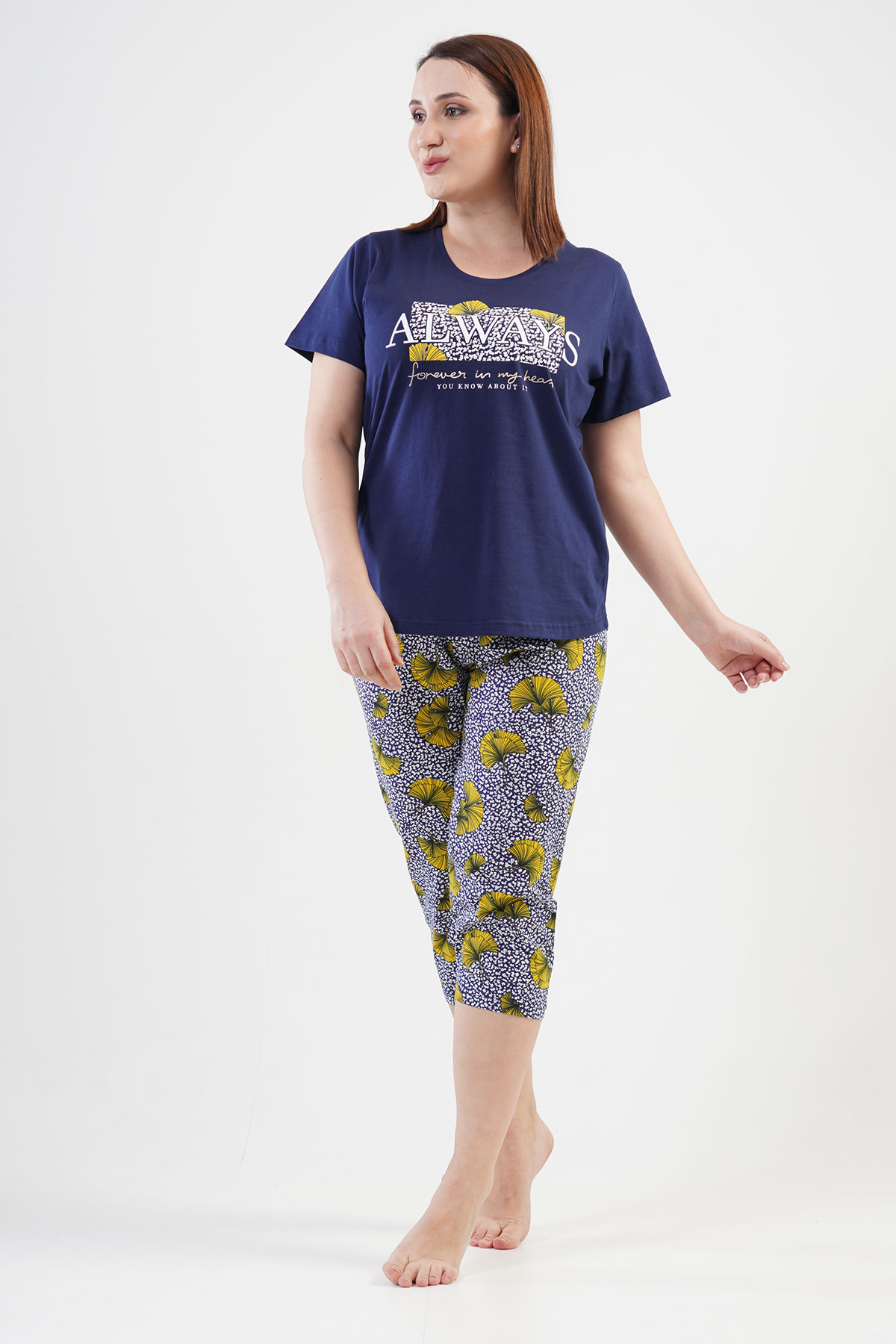 Woman XXL Bully Capri Set Woman XXL Bully Capri Set