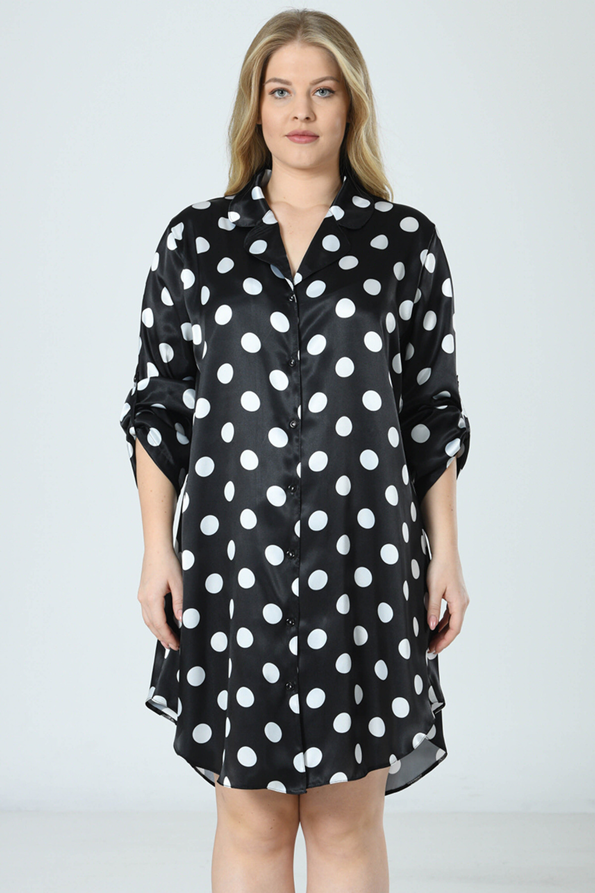 Woman Satin Big Size Polka Dot Shirt Woman Satin Big Size Polka Dot Shirt