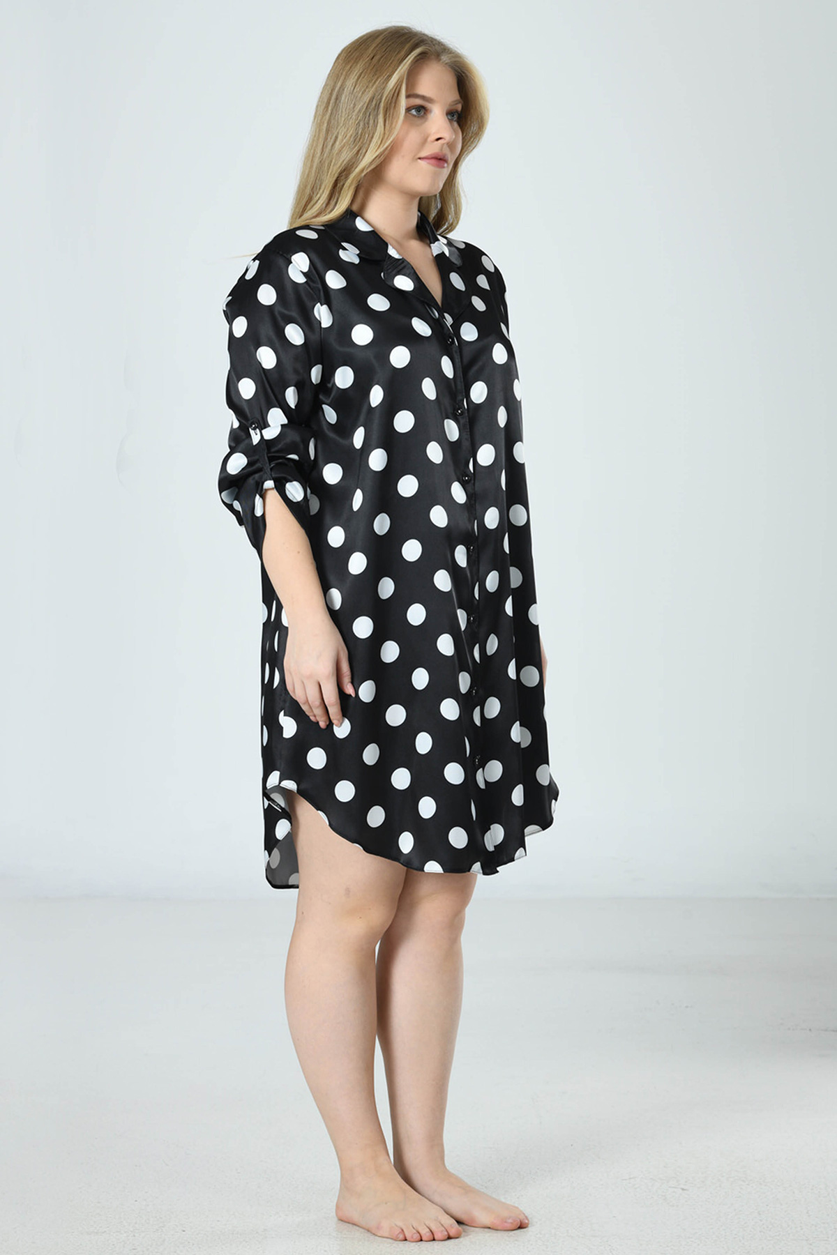 Woman Satin Big Size Polka Dot Shirt Woman Satin Big Size Polka Dot Shirt