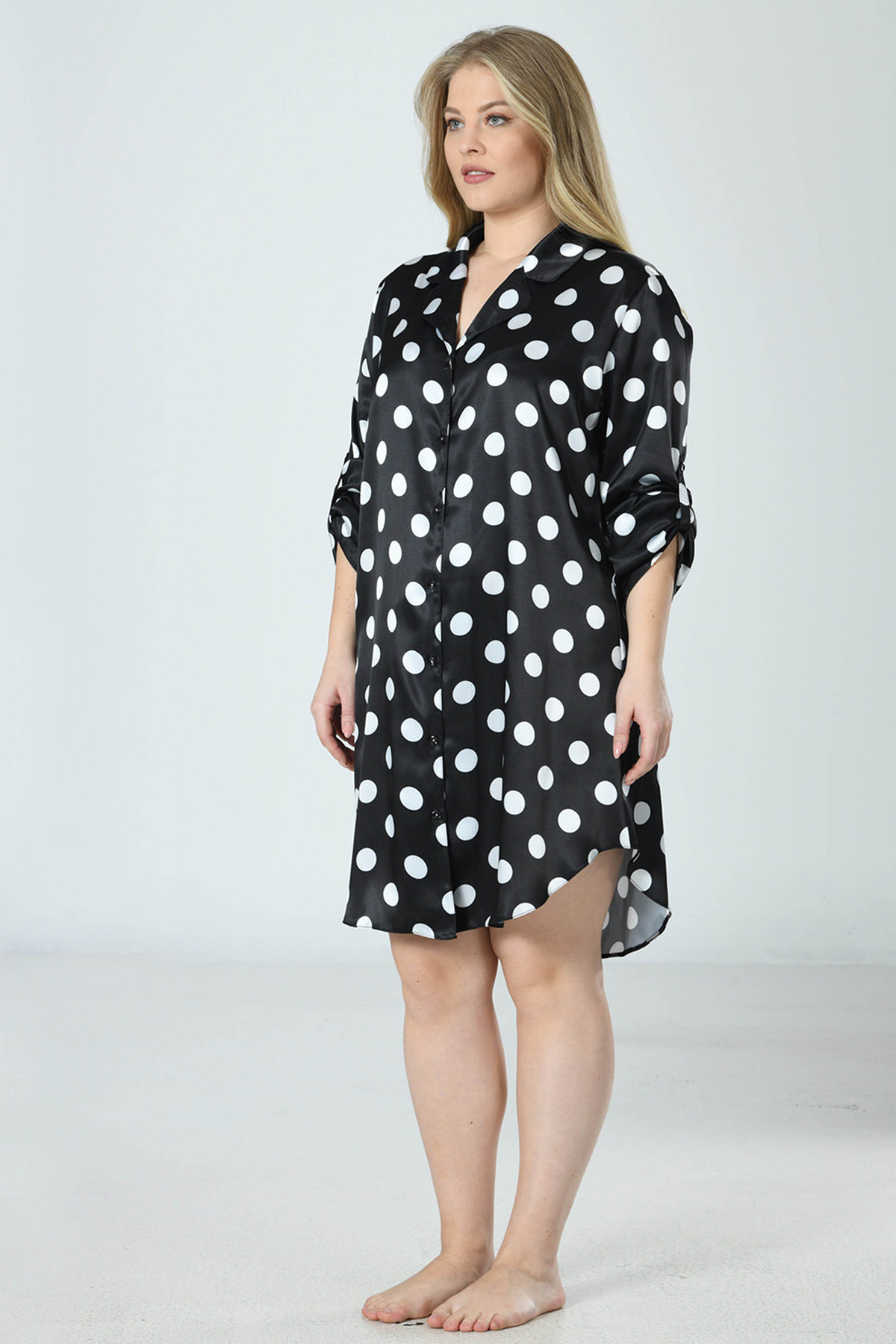 Woman Satin Big Size Polka Dot Shirt Woman Satin Big Size Polka Dot Shirt