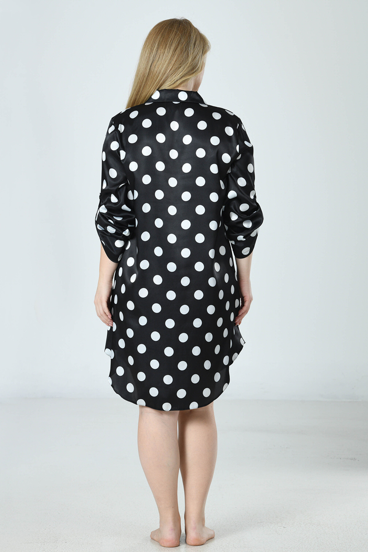 Woman Satin Big Size Polka Dot Shirt Woman Satin Big Size Polka Dot Shirt