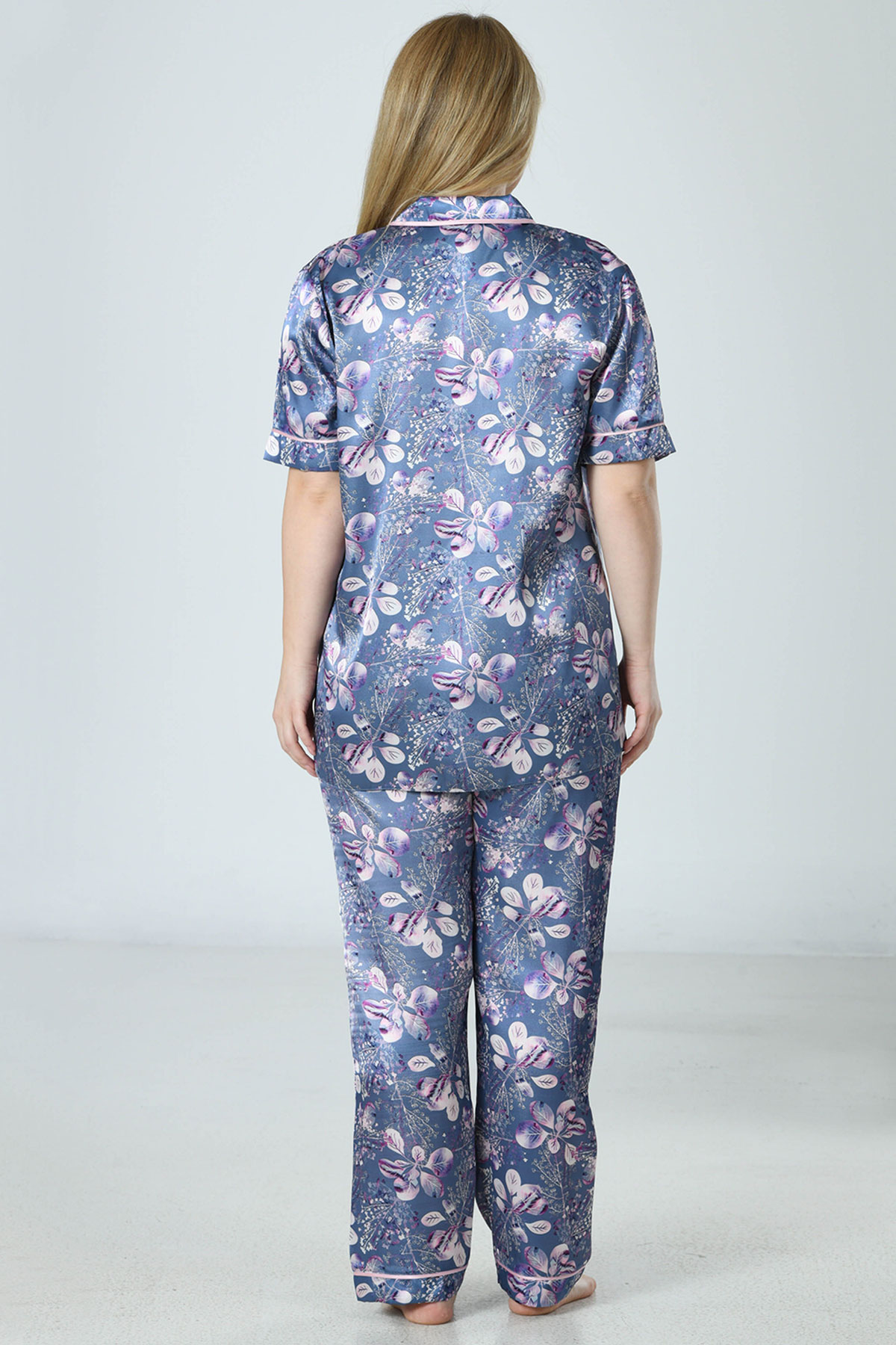 Woman Satin Big Size Etta Pyjama Set Woman Satin Big Size Etta Pyjama Set