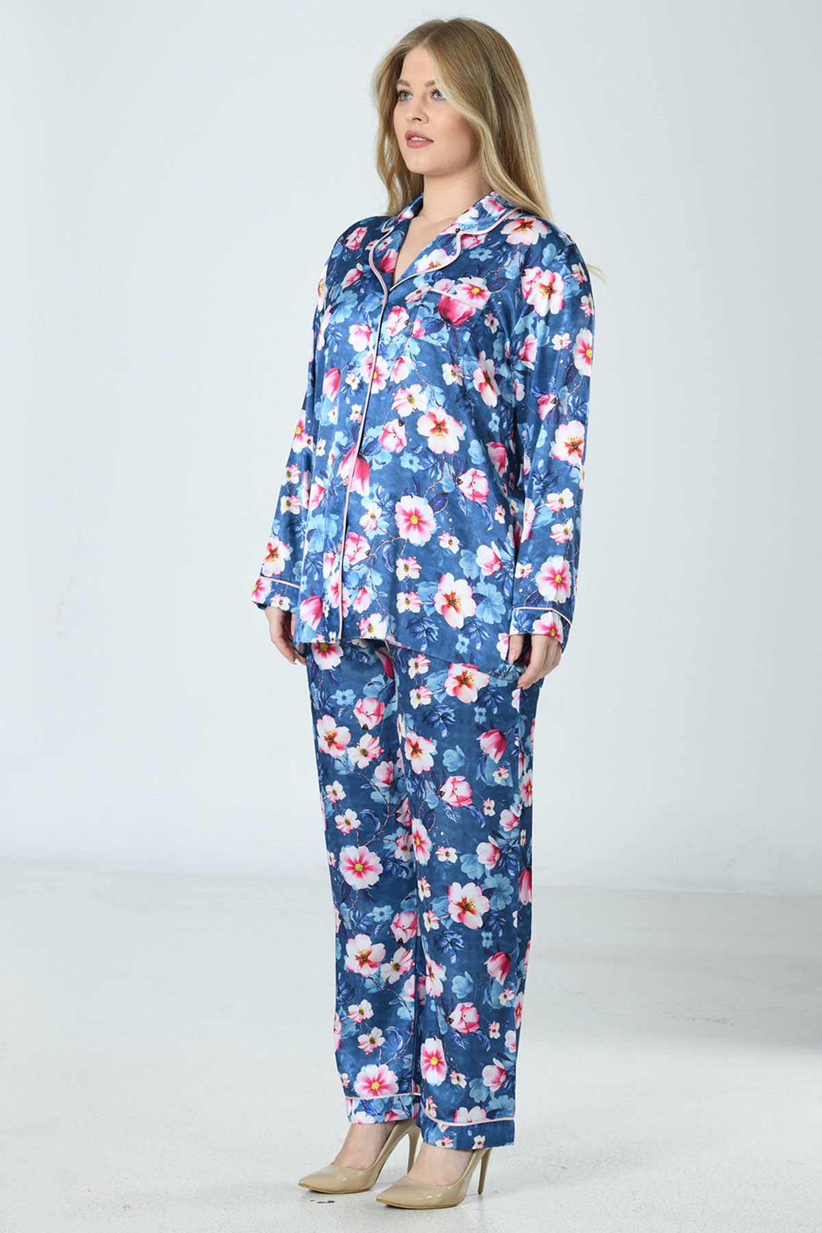 Woman Satin Big Size Flower PJ Set Woman Satin Big Size Flower PJ Set