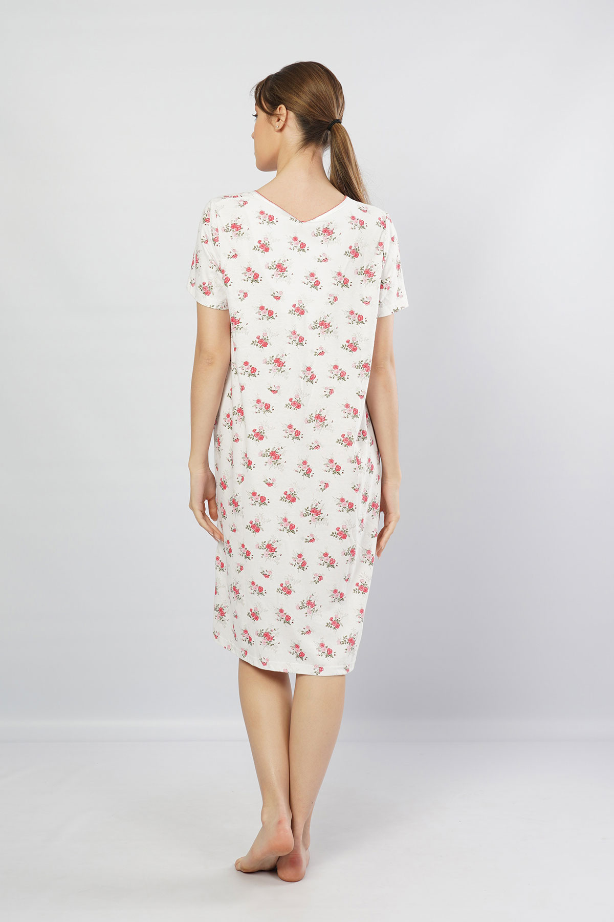 Woman Grandma Model Nightgown Woman Grandma Model Nightgown