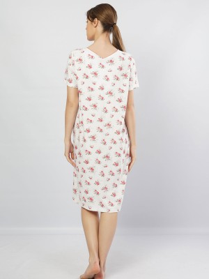 Woman Grandma Model Nightgown Woman Grandma Model Nightgown