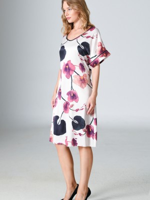 Woman Satin Big Size Floral Dress Woman Satin Big Size Floral Dress