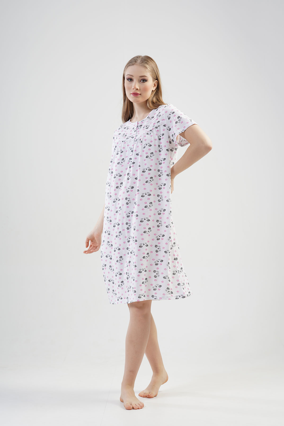 Woman Alty Nightgown Woman Alty Nightgown