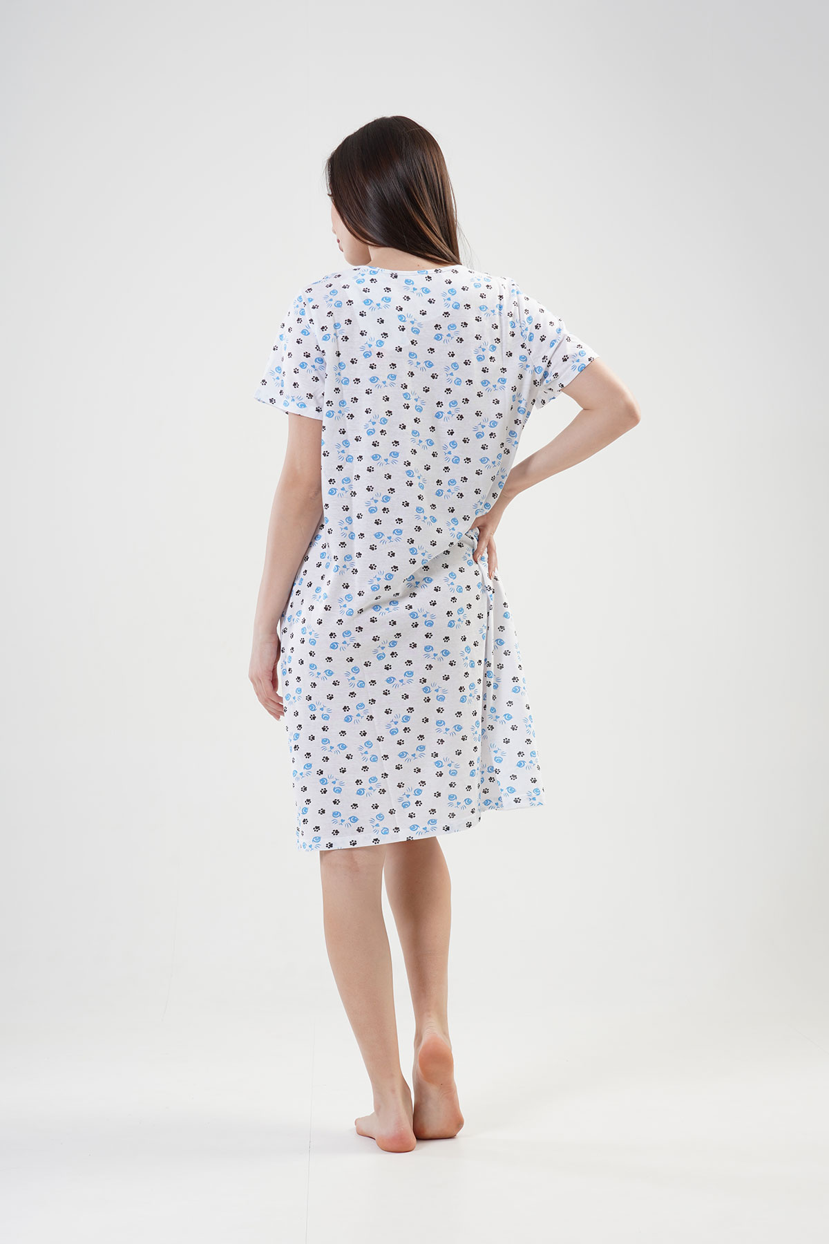 Woman Alty Nightgown Woman Alty Nightgown