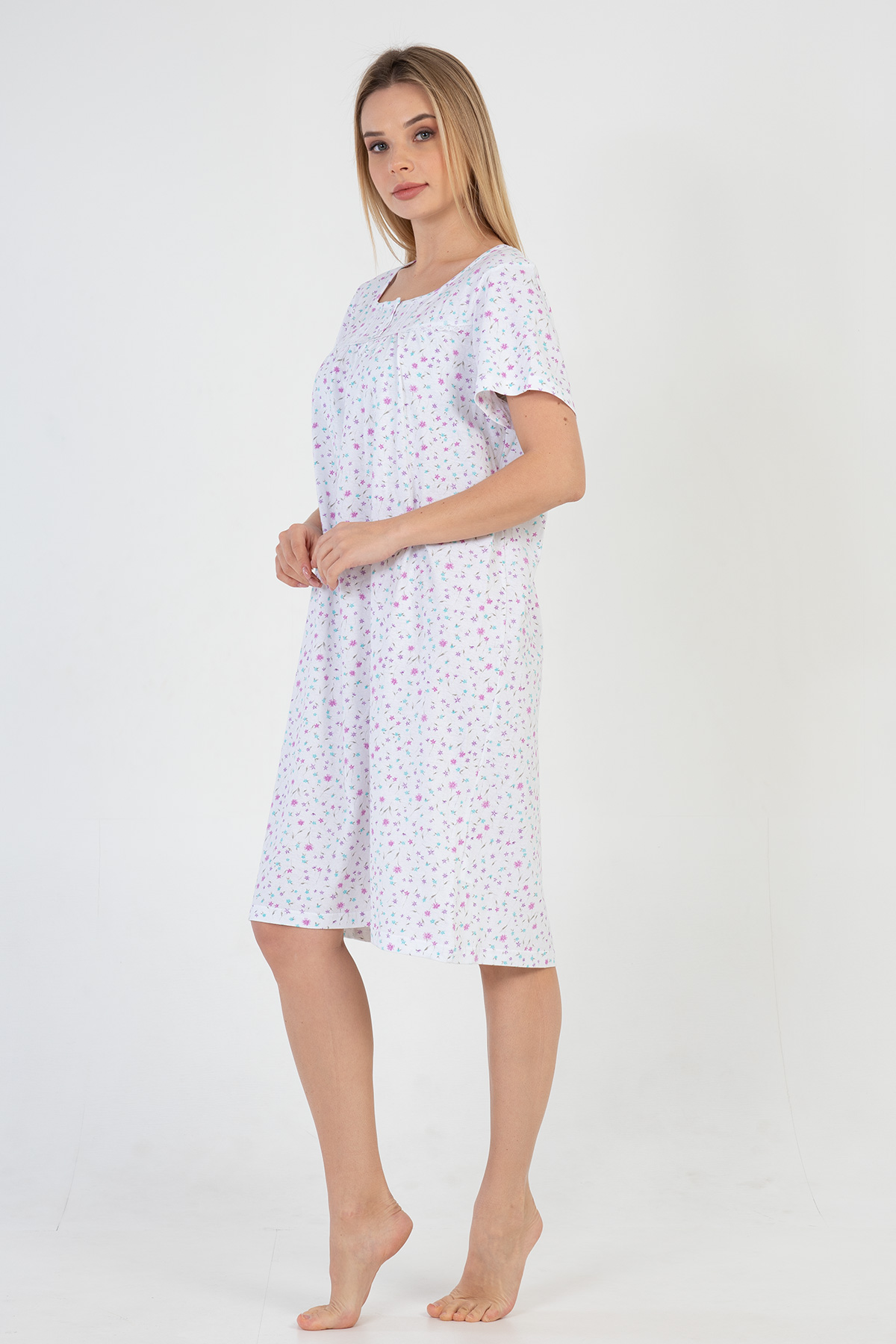 Woman Cotton Mare Nightgown Woman Cotton Mare Nightgown