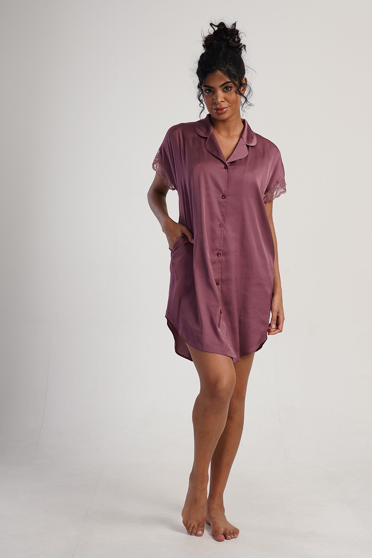 Woman Satin Plum Buttoned Shirt Tunic Woman Satin Plum Buttoned Shirt Tunic