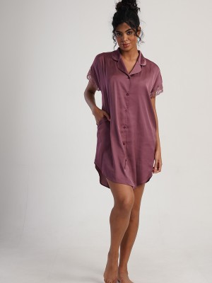 Woman Satin Plum Buttoned Shirt Tunic Woman Satin Plum Buttoned Shirt Tunic