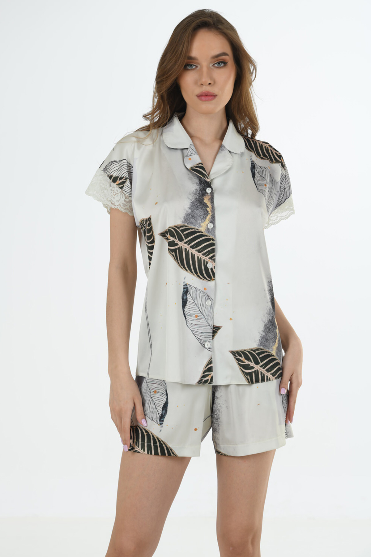 Woman Satin Qatya Short Set Woman Satin Qatya Short Set