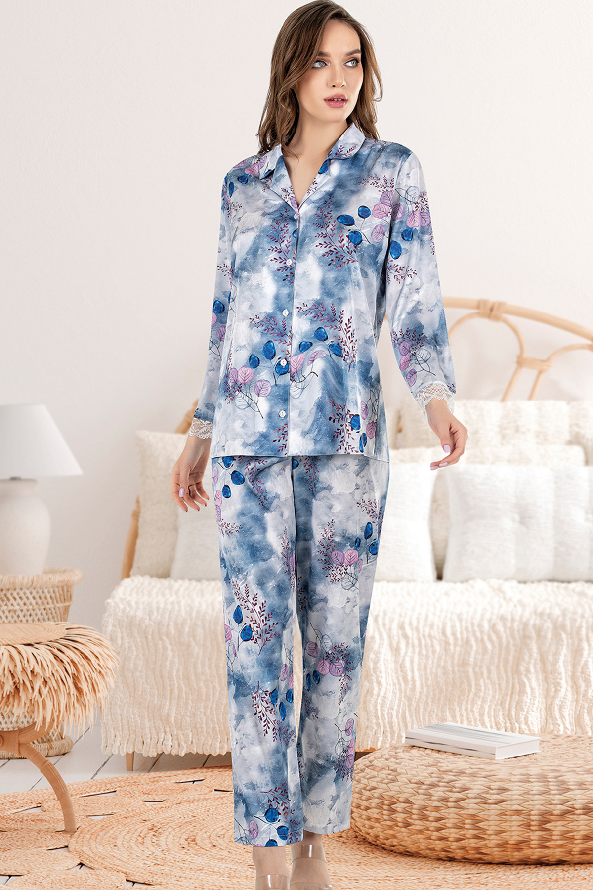 Woman Satin Ocean Pyjama Set Woman Satin Ocean Pyjama Set