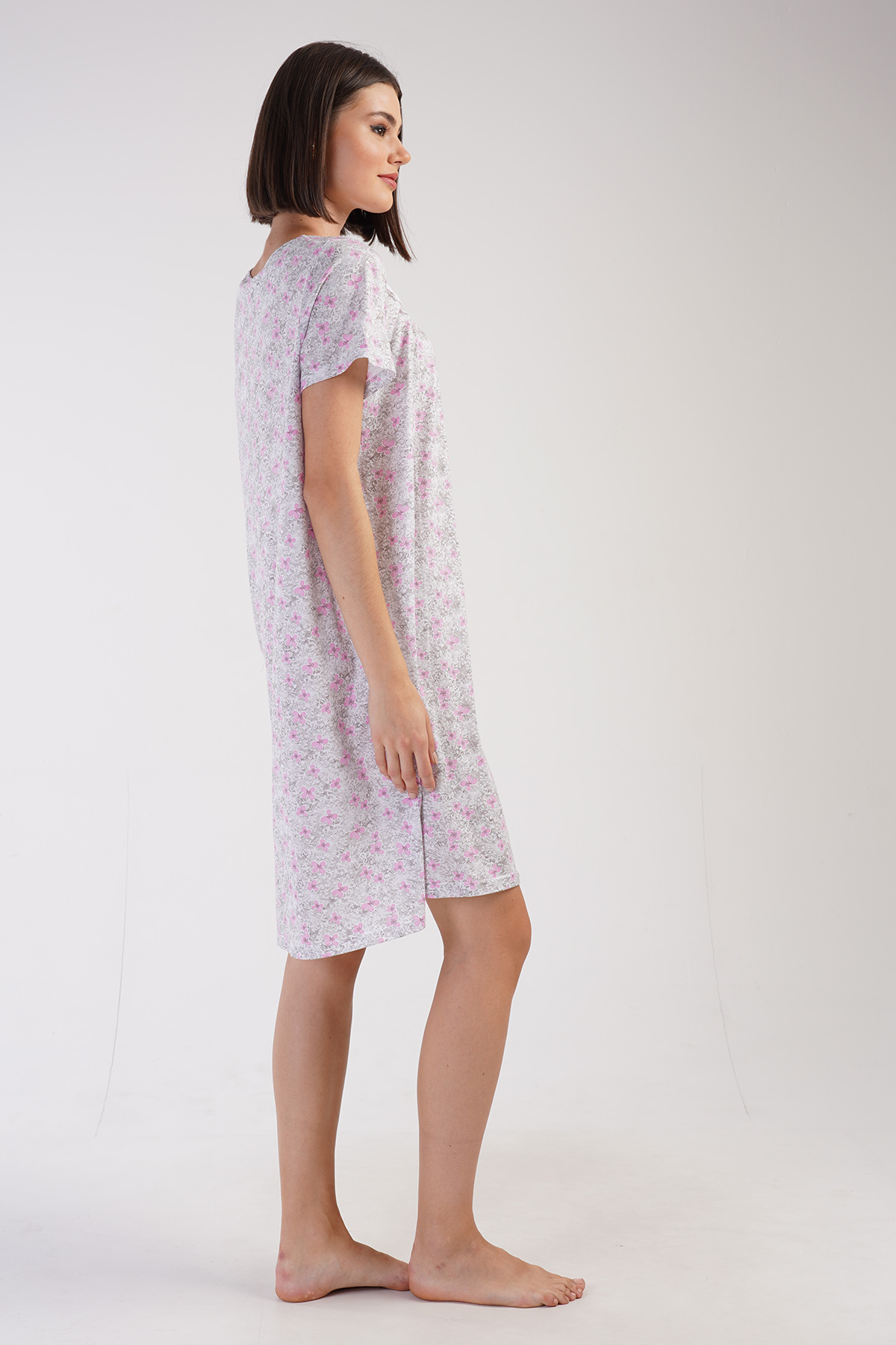 Woman Serra Short Sleeve Grandma Nightgown Woman Serra Short Sleeve Grandma Nightgown