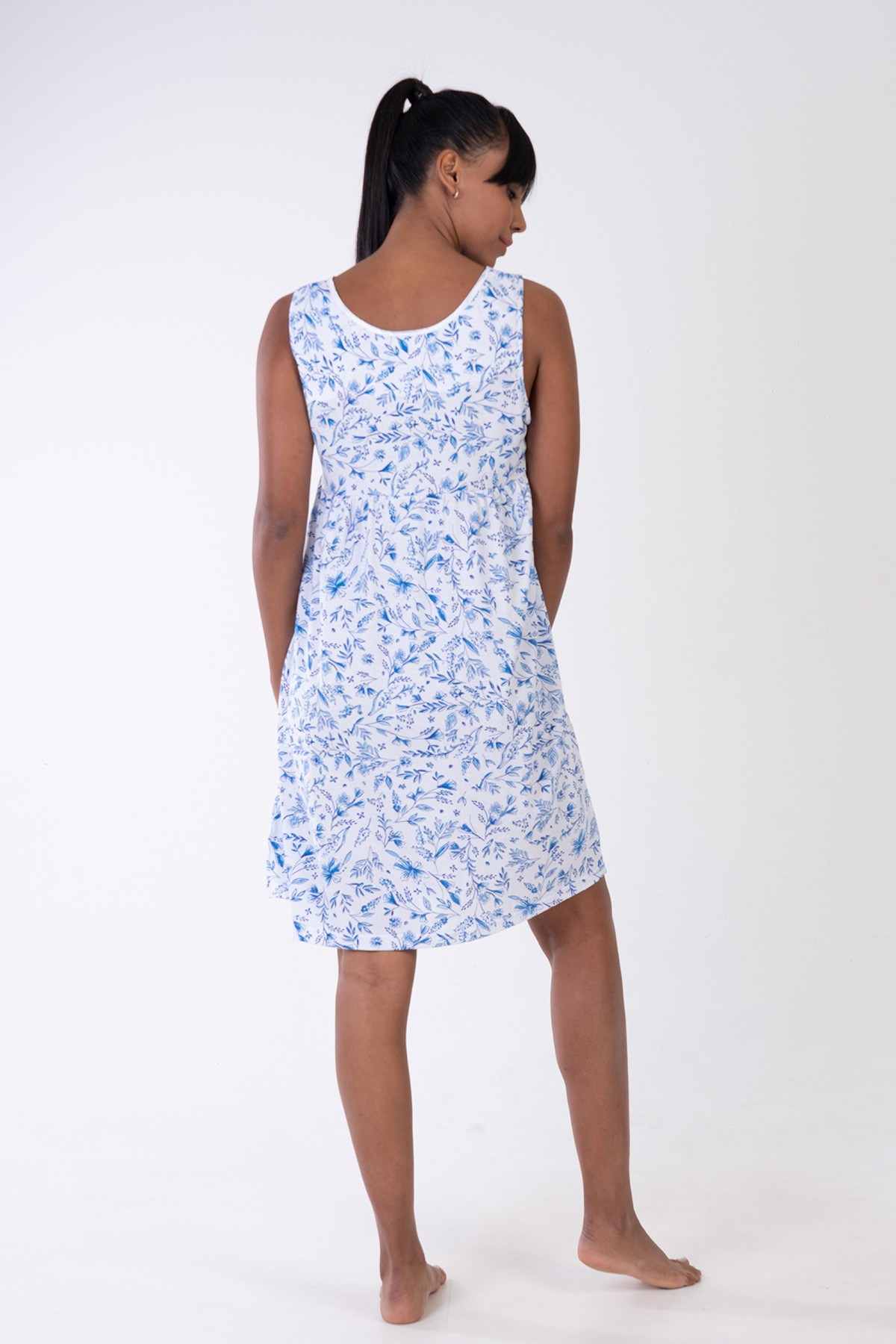 Woman Mesta Nightgown Woman Mesta Nightgown