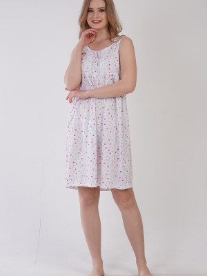 Woman Quen Nightgown Woman Quen Nightgown