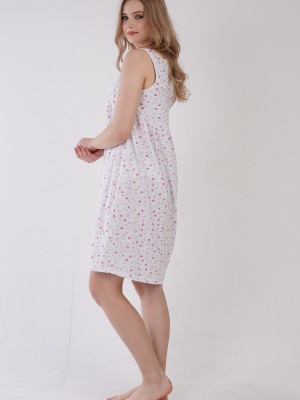 Woman Quen Nightgown Woman Quen Nightgown