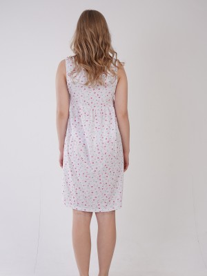 Woman Quen Nightgown Woman Quen Nightgown
