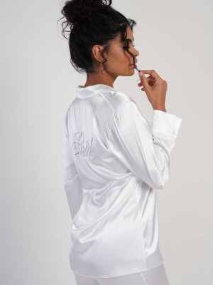 Woman Satin Bride Long Sleeve Pyjama Set Woman Satin Bride Long Sleeve Pyjama Set
