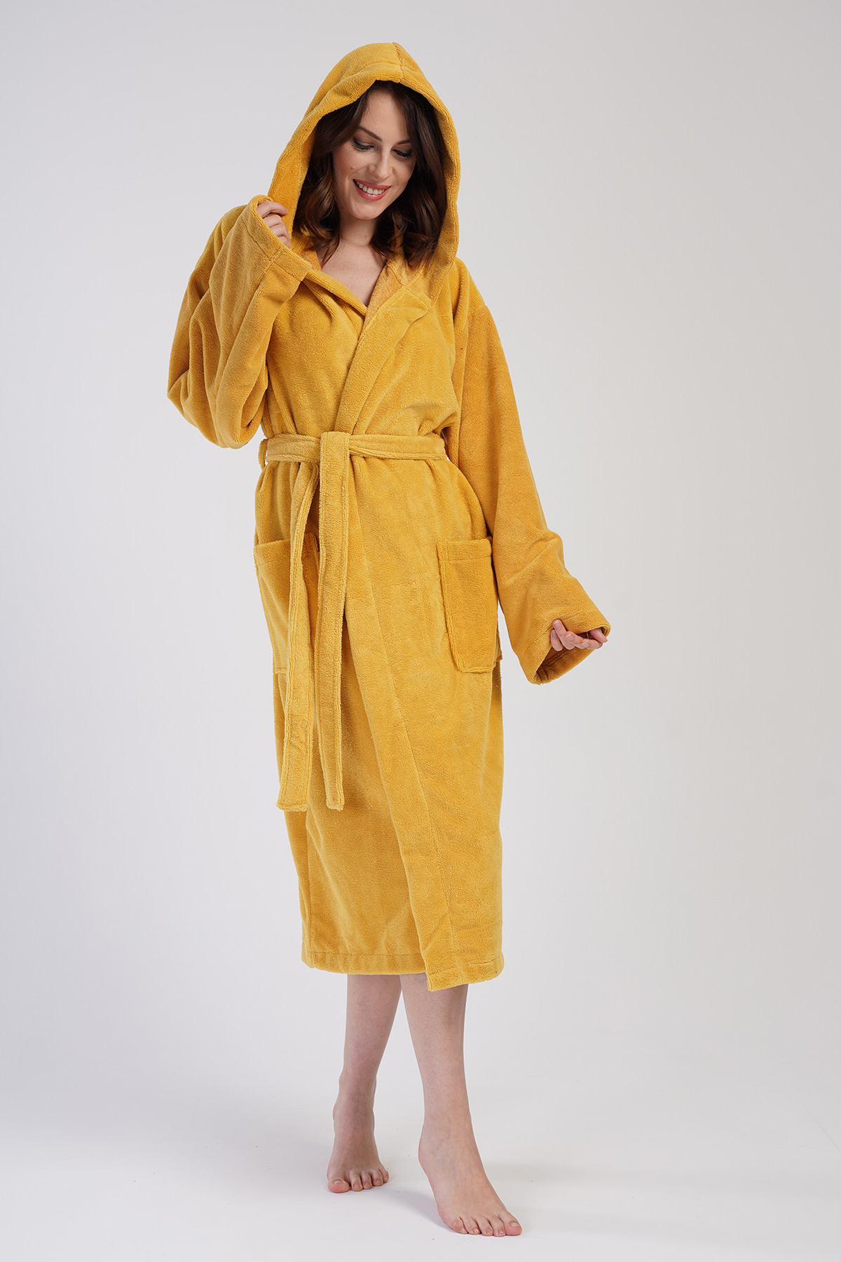 Woman Soft Hoodie Detail Bathrobe Woman Soft Hoodie Detail Bathrobe