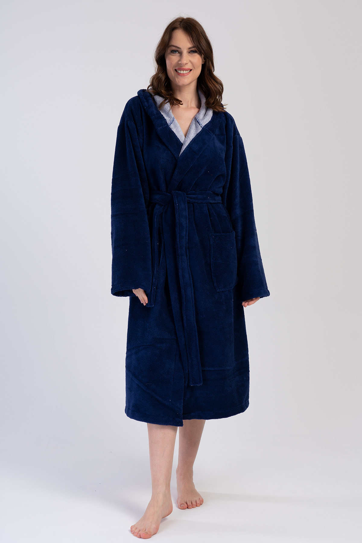 Woman Soft Hoodie Detail Bathrobe Woman Soft Hoodie Detail Bathrobe