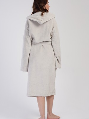 Woman Soft Hoodie Detail Bathrobe Woman Soft Hoodie Detail Bathrobe
