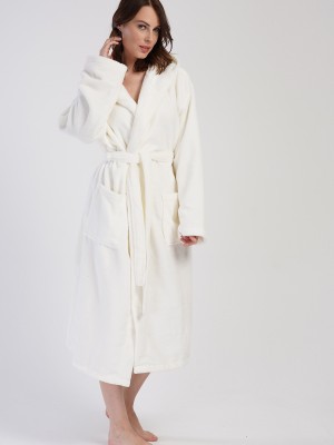 Woman Soft Hoodie Detail Bathrobe Woman Soft Hoodie Detail Bathrobe