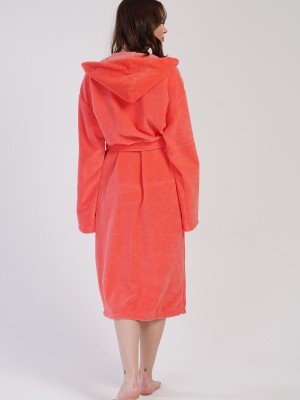 Woman Soft Hoodie Detail Bathrobe Woman Soft Hoodie Detail Bathrobe
