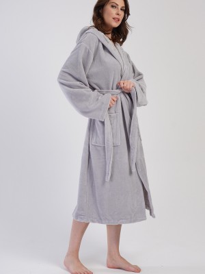 Woman Soft Hoodie Detail Bathrobe Woman Soft Hoodie Detail Bathrobe