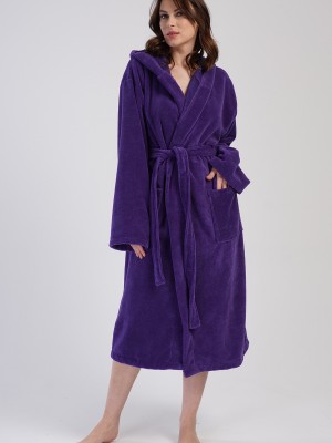 Woman Soft Hoodie Detail Bathrobe Woman Soft Hoodie Detail Bathrobe