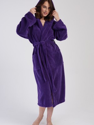 Woman Soft Hoodie Detail Bathrobe Woman Soft Hoodie Detail Bathrobe