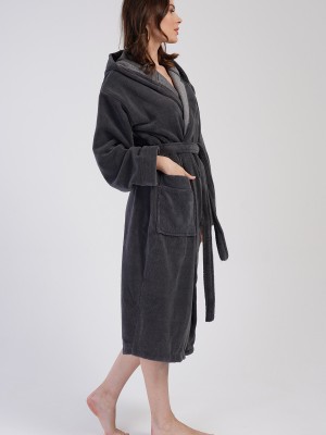 Woman Soft Hoodie Detail Bathrobe Woman Soft Hoodie Detail Bathrobe