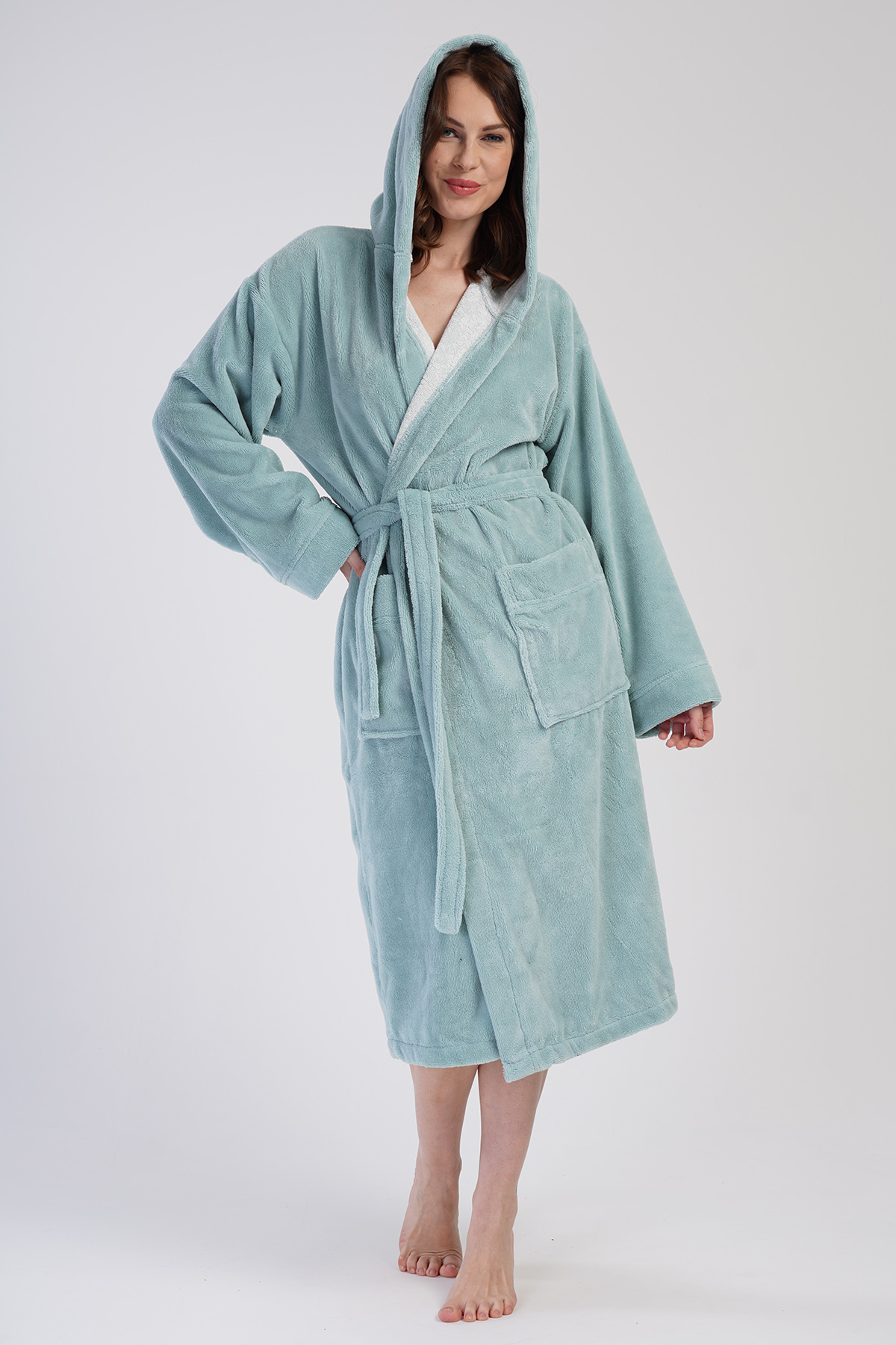 Woman Soft Hoodie Detail Bathrobe Woman Soft Hoodie Detail Bathrobe