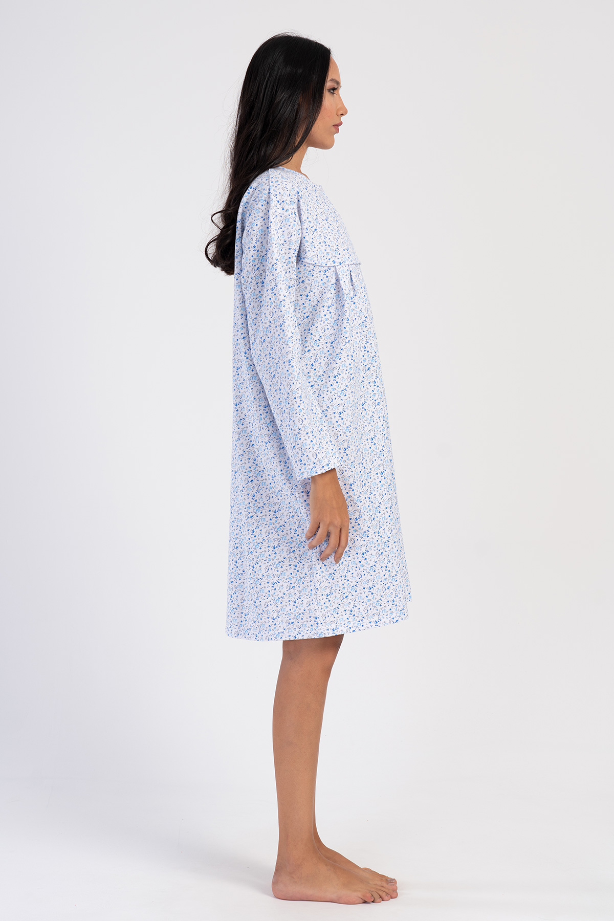 Woman Mesta Cotton Grandma Nightgown Woman Mesta Cotton Grandma Nightgown