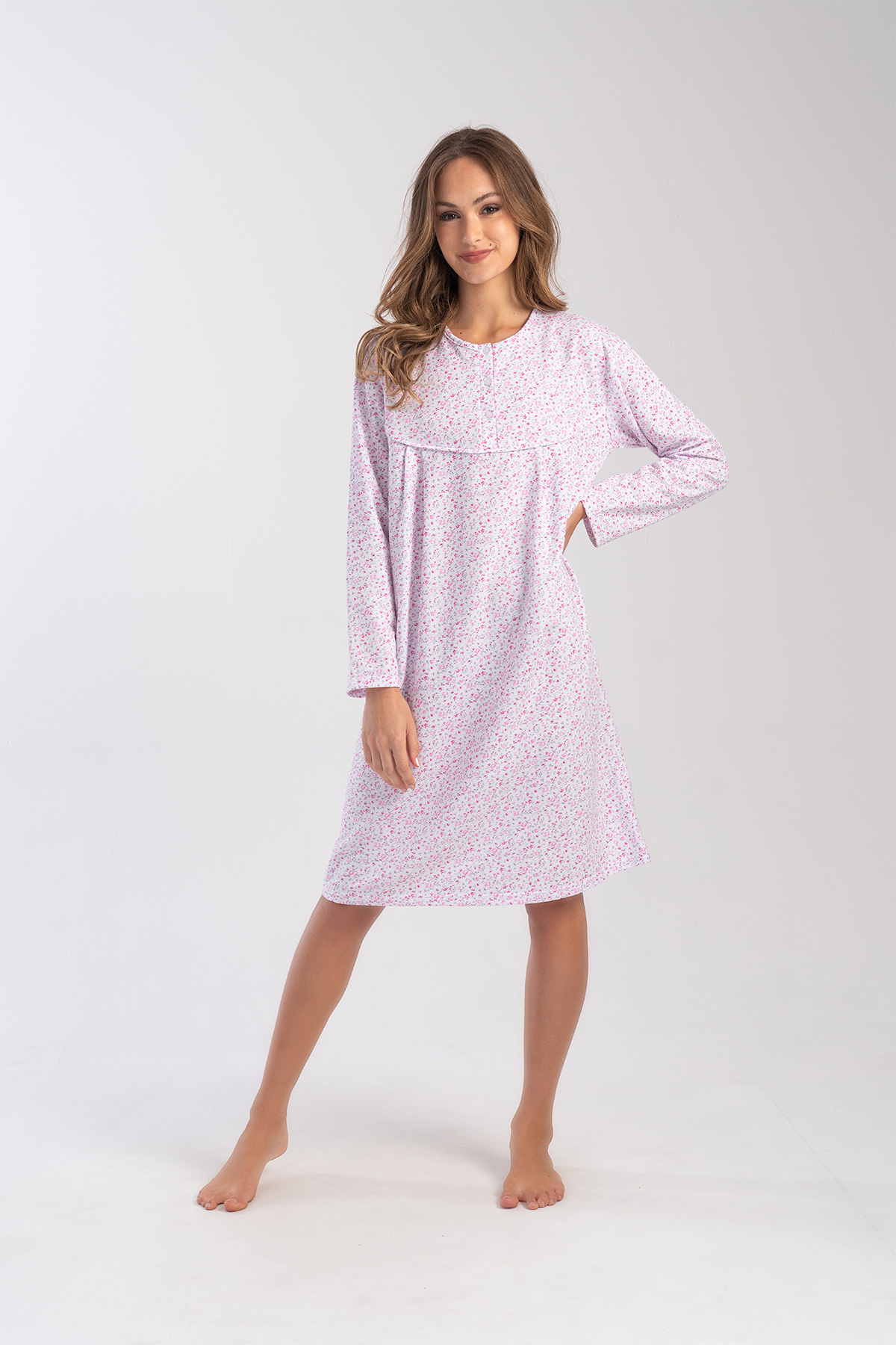 Woman Mesta Cotton Grandma Nightgown Woman Mesta Cotton Grandma Nightgown