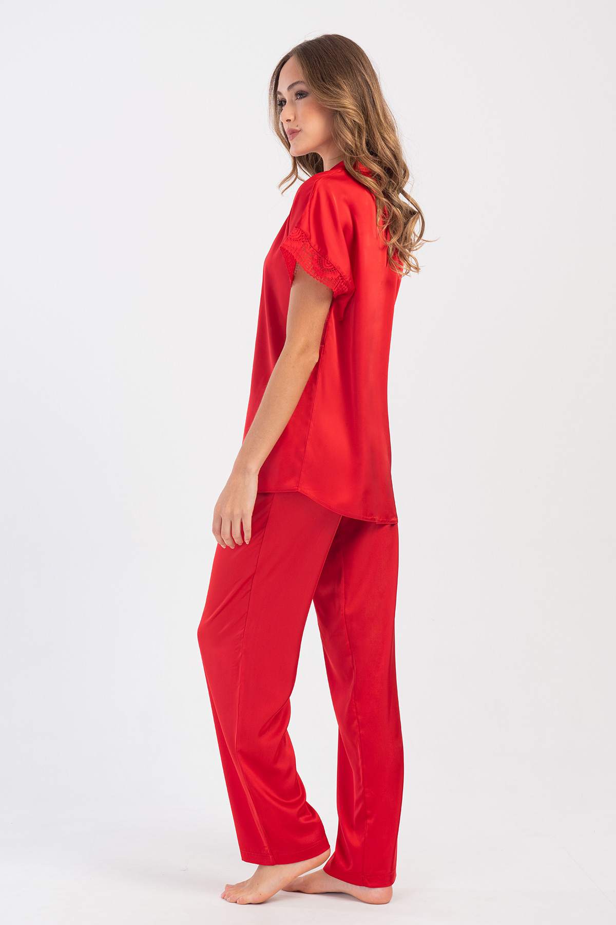 Woman Satin Exclusive Red Pyjama Set Woman Satin Exclusive Red Pyjama Set