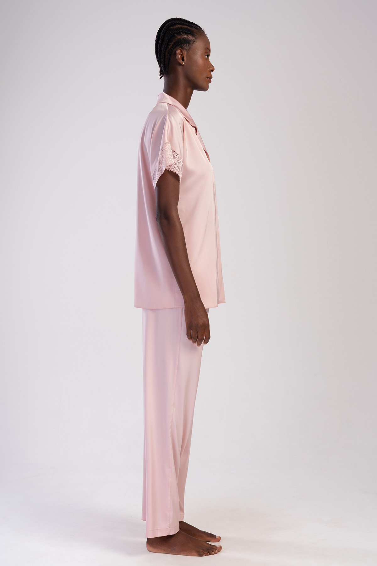 Woman Powder Pink Satin Lace Detail Short Sleeve Pyjama Set Woman Powder Pink Satin Lace Detail Short Sleeve Pyjama Set