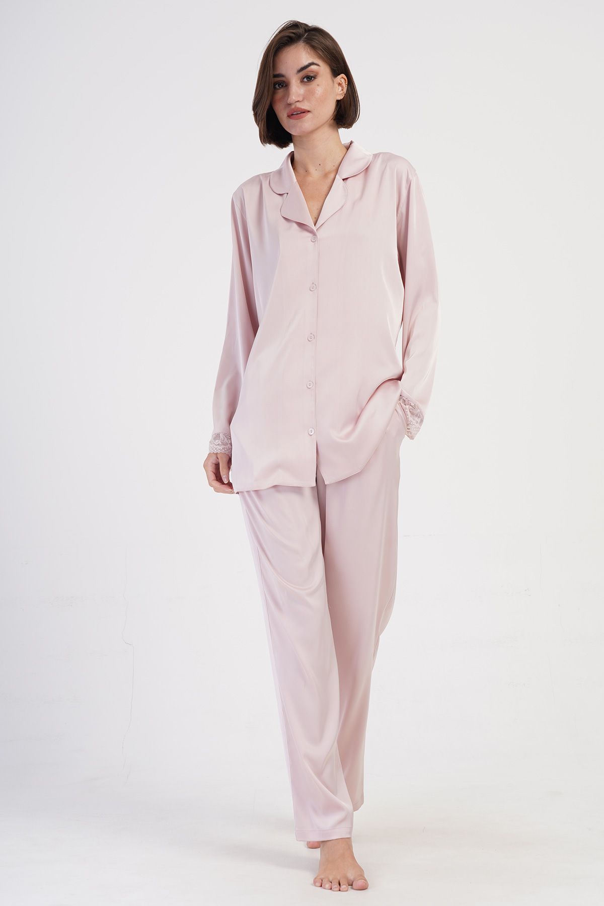 Woman Satin Powder Long Sleeve Pyjama Set Woman Satin Powder Long Sleeve Pyjama Set