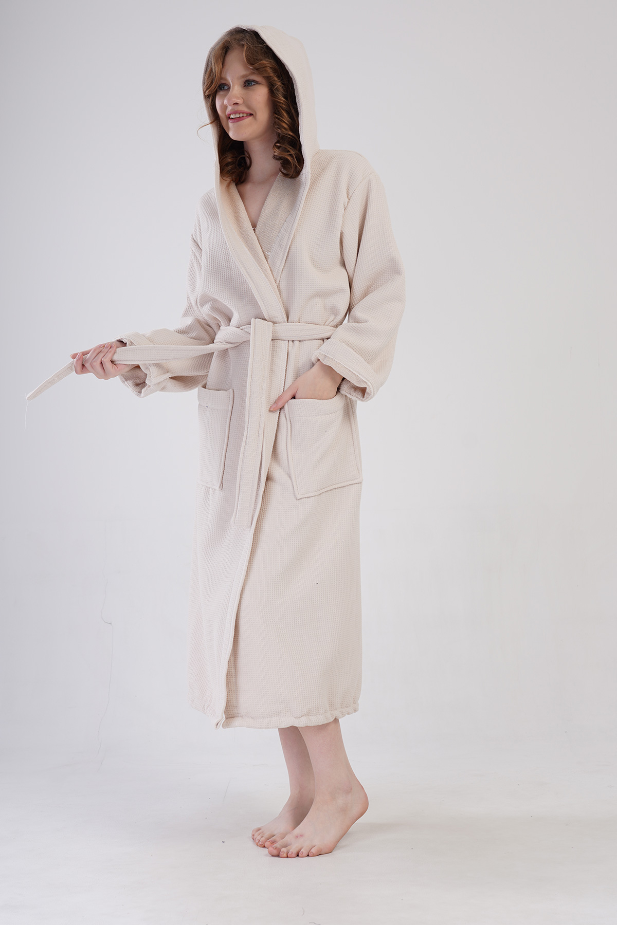 Woman Waffle More Hoodie Detail Bathrobe Woman Waffle More Hoodie Detail Bathrobe