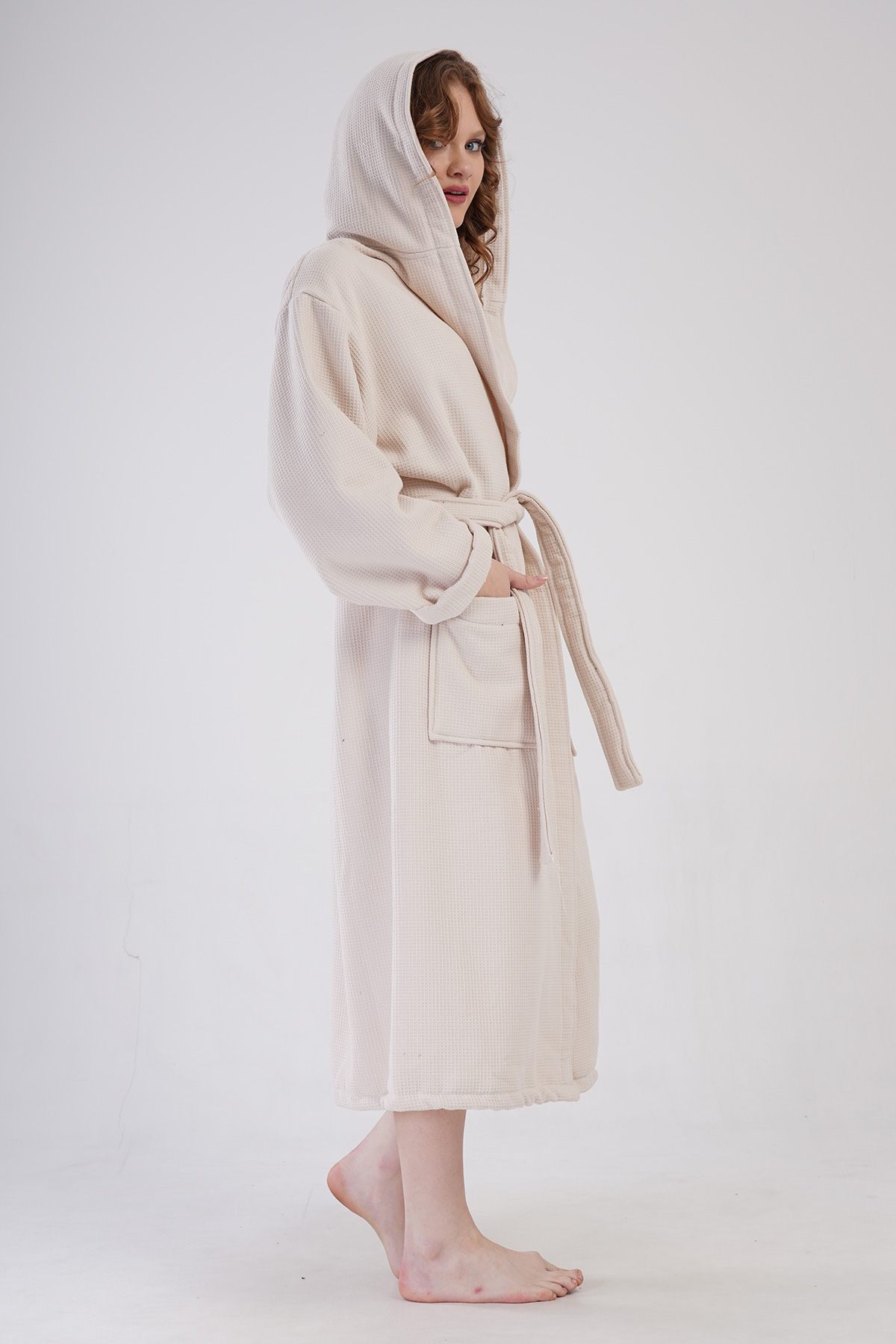 Woman Waffle More Hoodie Detail Bathrobe Woman Waffle More Hoodie Detail Bathrobe