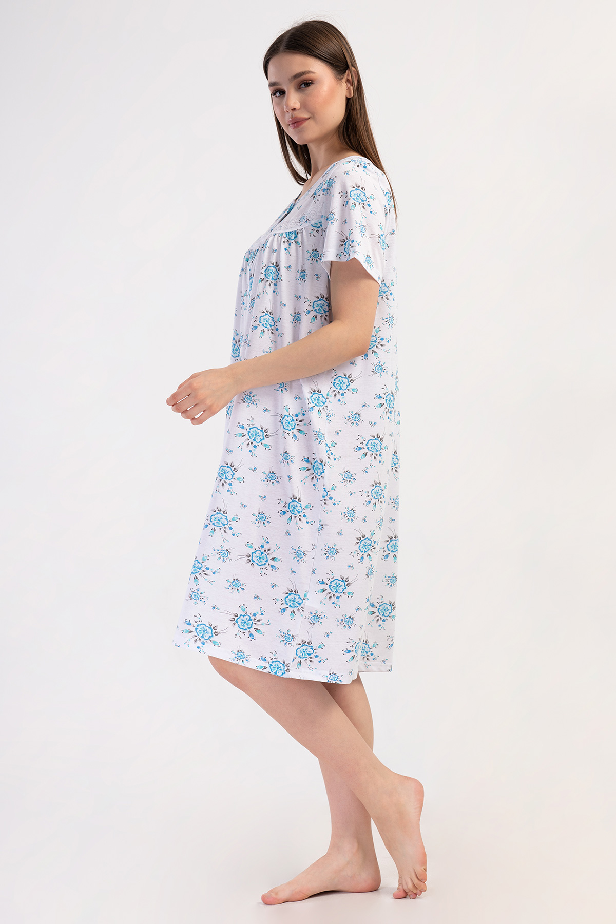 Woman Cotton Picen Grandma Nightgown Woman Cotton Picen Grandma Nightgown