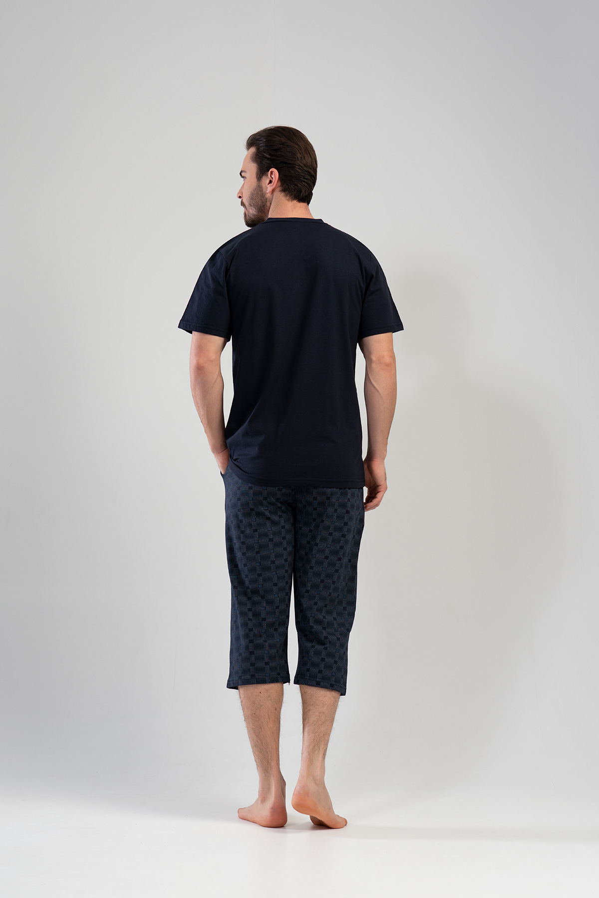 Man Tena Short Sleeve Capri Set Man Tena Short Sleeve Capri Set