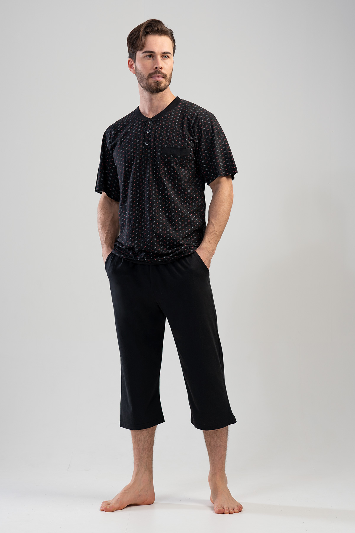 Man Desa Buttoned Capri Set Man Desa Buttoned Capri Set